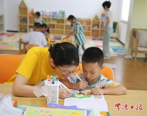 中國文明網(wǎng)·常德美術(shù)輔導(dǎo)服務(wù) 點(diǎn)亮藝術(shù)夢(mèng)想，涵養(yǎng)城市文明